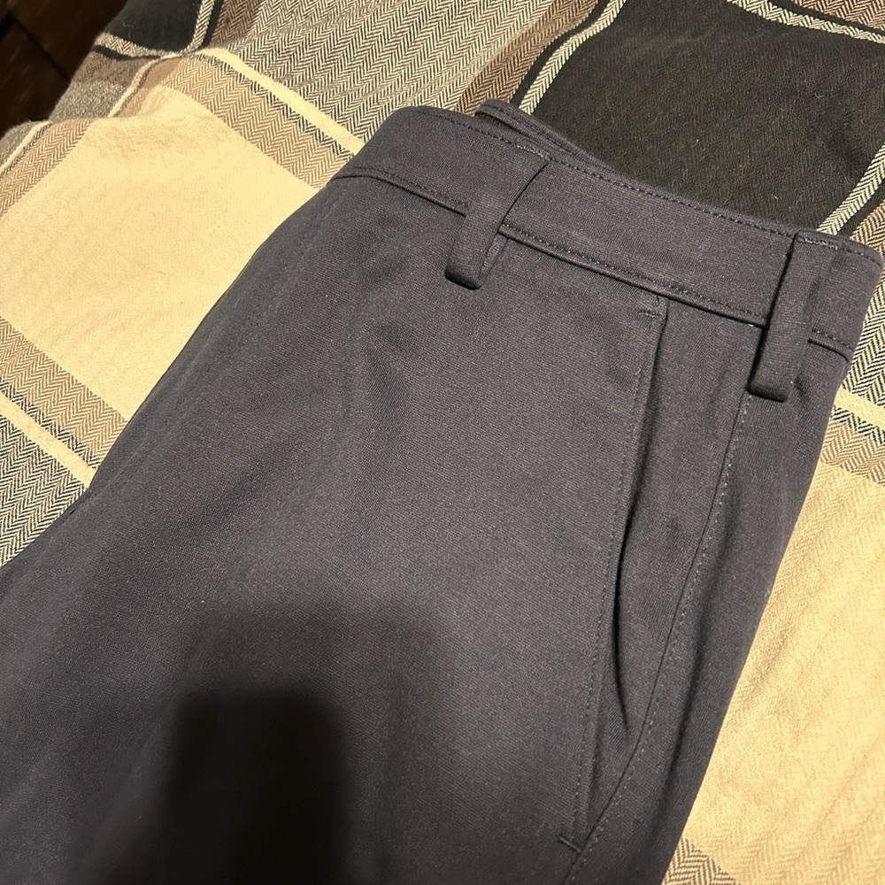 Men’s Van Heusen navy straight size 34x30 dress pants - Picture 6 of 7